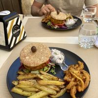 Namaste burger at Parsley and Thyme in Silves