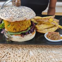 Namaste Burger at Parsley and Thyme in Silves