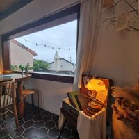The cozy cafe at Pengohoda - 펜고호다 in Jeju