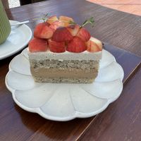 Peach cake  at Pengohoda - 펜고호다 in Jeju