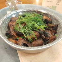 Roasted oil mushrooms at Faire Brunch & Drinks in Barcelona