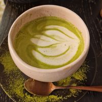 Matcha latte with oat mill at Faire Brunch & Drinks in Barcelona