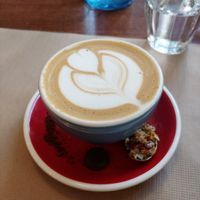 Cappuccino, -10 cent for oat milk 💪 at Faire Brunch & Drinks in Barcelona