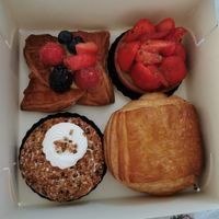  at La Pâtisserie Vegan - Les Saveurs De La Bastille in Liege