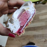 Crémeux à la framboise at La Pâtisserie Vegan - Les Saveurs De La Bastille in Liege