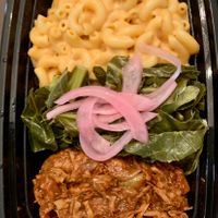 BBQ jackfruit with collards and mac & cheese at Plant Power Nashville  in Brentwood