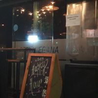 Happy hour at Kuyen Cervecería Vegana - Brewery in Buenos Aires