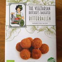 Vegan bitterballen at Mon Panier Bio in Beauvechain