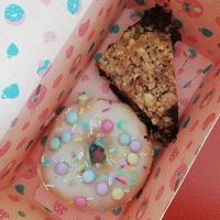 SmartieDonut & Nussecke at Kjeks - Schanze in Hamburg