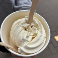 Vanille Softeis at Kjeks - Schanze in Hamburg