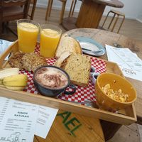 Brunch vegetariano at Terra in Santo Tirso