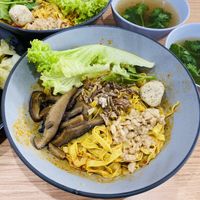 Meepok at Chee Wei 啟維素食 - Tampines in East Singapore