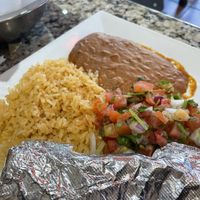 2 flour tortillas, rice, refried beans, pico de gallo that come as a side for the fajitas. Be sure to request no dairy    at San Jose Mex & Tequila Bar in Raleigh