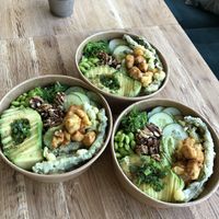 zielony bowl at Vegan Sushi Bar in Warsaw