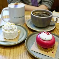Cheesecake + Pop-corn cake at Land & Monkeys - Roquette in Paris