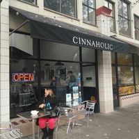 entrance at Cinnaholic in Berkeley