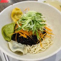 Zhajiangmian and dumplings at Bao Su Zhai 寶素齋  in Northeast Singapore