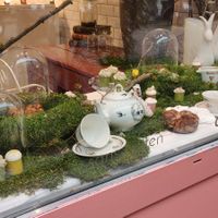 Deco at Sucré Coeur in Paris