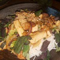 Nam Bo Noodel: Reisnudeln mit "Rind", Tofu, Salat und vielem mehr at Huong Que - Mitte in Berlin