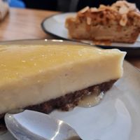 Cheesecake 🍋 at Maison Watson in Angers