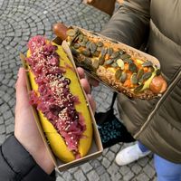 Hot Dogs (beide als Favoriten auf der Speisekarte ausgeschrieben)  at Organic Garden Signature Store in Munich