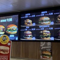 Vegan burger is taste nice   at Kuukkeli in Saariselkae