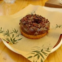 Donuts (vegan) at Nibs Healthy Bar in Menorca