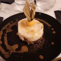 dessert at Bonnard in Paris