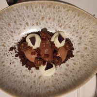 Trio choco at Bonnard in Paris