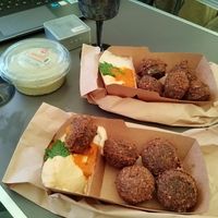 Falafel balla at FLFL - Carolieweg in Groningen