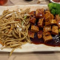 Lunch special: general Tso tofu and lo mein   at Saki House in St Thomas
