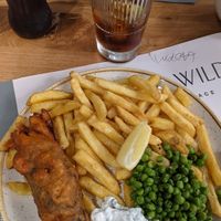 Vegan fish and chips with peas and tartare sauce at Erpingham House in Edinburgh