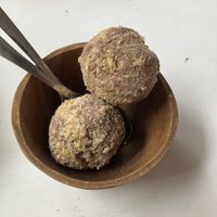 protein balls dont taste good but if you need them...  at iVegan Supershop Da Nang - Healthy Plant Based Cafe in Da Nang