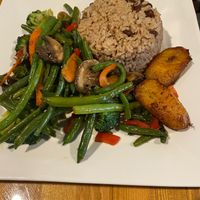 Steam Vegetables and rice and peas at Island Spice in Leavenworth
