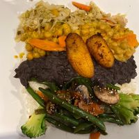 Rastafarian Bowl at Island Spice in Leavenworth