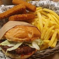 Burger, tenders and fries at Burgermeister Altstetten in Zurich