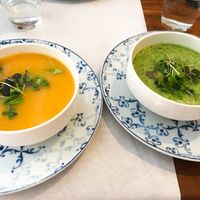 Crema de zanahoria y limón - Crema fría de aguacate at Ca n'Ela Vegan Restaurant in Mallorca