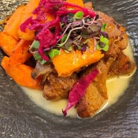 Seitan mit Möhren und Süßkartoffeln at Ca n'Ela Vegan Restaurant in Mallorca