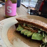 Avocado & hummus rye bread at Ostehuset Øst in Stavanger