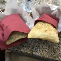 Pastéis  at Lanchonete A Casa in Barreiro