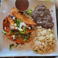 Birria taco plate at Casa Del Vegano in Dallas
