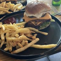 Rica Rica Burger  at Fuente Rica Rica in Santiago