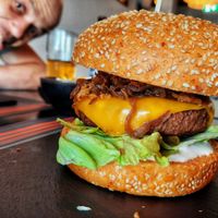 Joy-burger at Reed in Luxembourg City