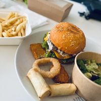   at Reed in Luxembourg City