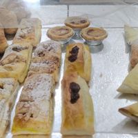 Sweets and pastries at AllVeggie in Alverca Do Ribatejo