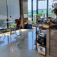 Dining area at RnR Bakery in Jeju