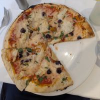 Vegan pizza (artichokes, olives, some other veggies) at Piatti in La Jolla