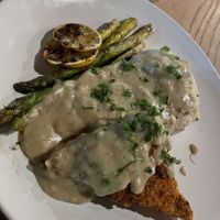 Southern fried steak at Yummvees in Richmond