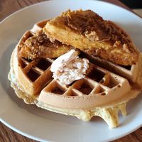 Chicken and waffles at Yummvees in Richmond