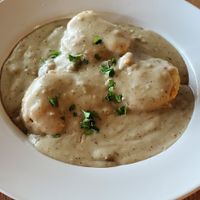 Biscuits and gravy (Brunch only) at Yummvees in Richmond